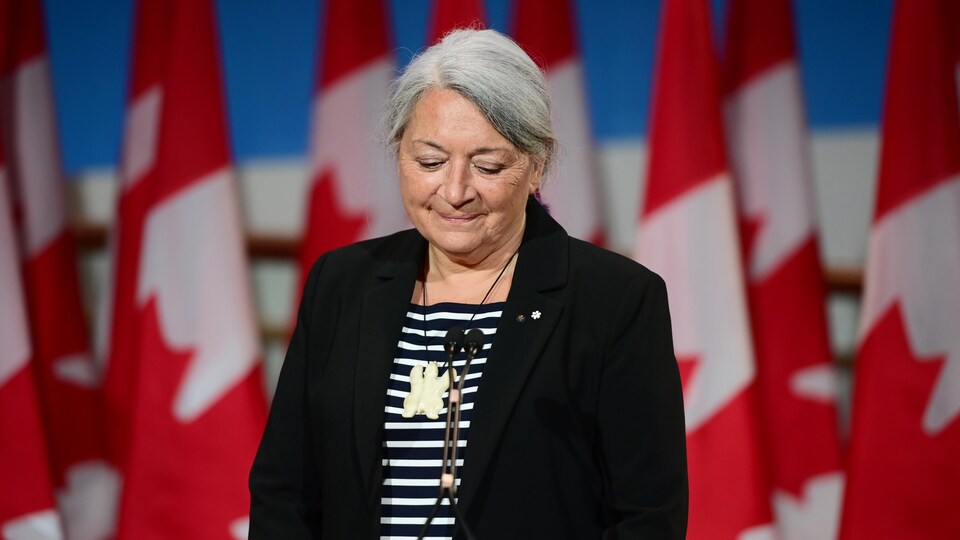 Mary Simon s'adresse aux Canadiens lors de sa nomination.