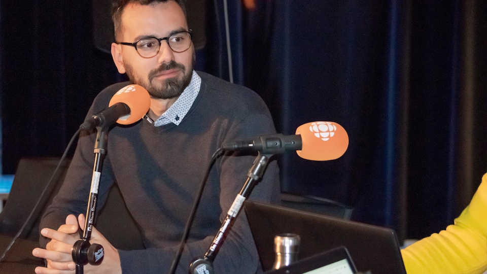 Le préfet de la MRC d'Avignon et maire de Carleton-sur-Mer, Mathieu Lapointe.