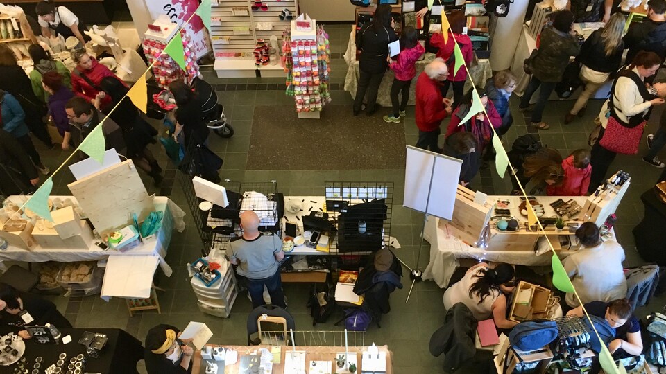Vue en plongée du marchépintanier d'Etsy à Trois-Rivières en 2018.