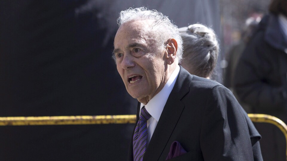 Mel Lastman aux funérailles de l'ex-maire Rob Ford en 2016.