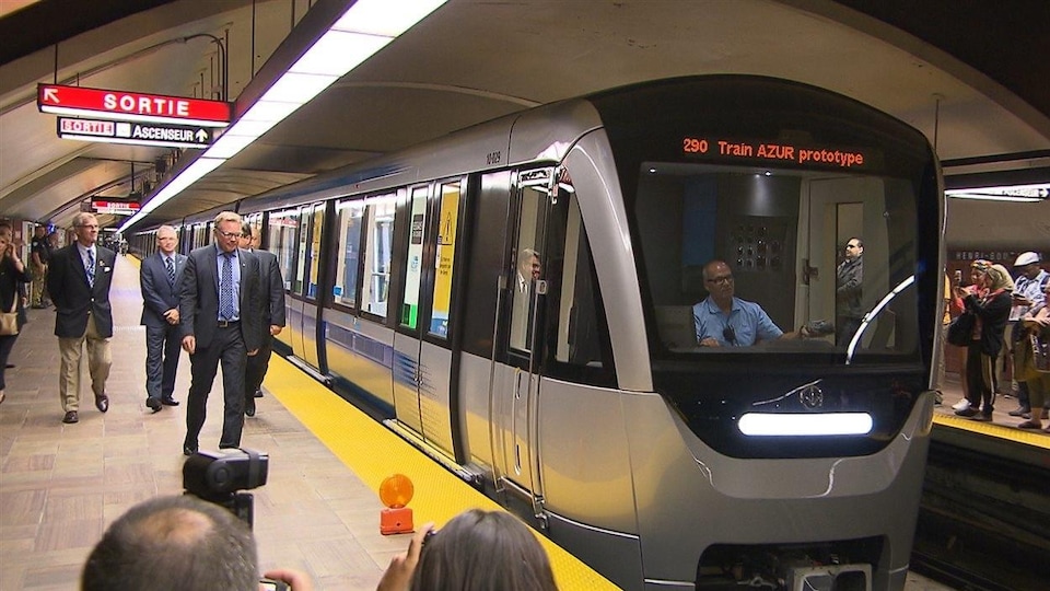 Un wagon de métro AZUR.