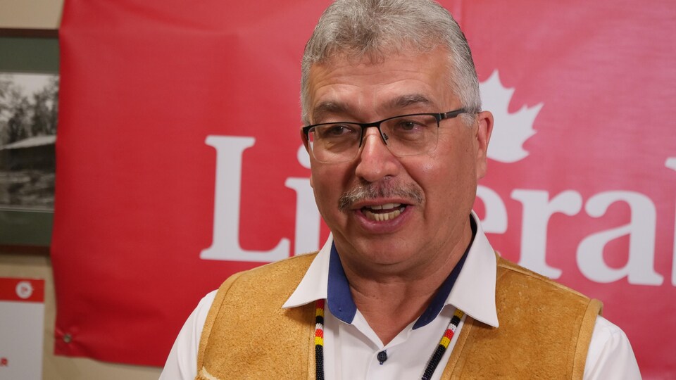 Le candidat libéral Michael McLeod.