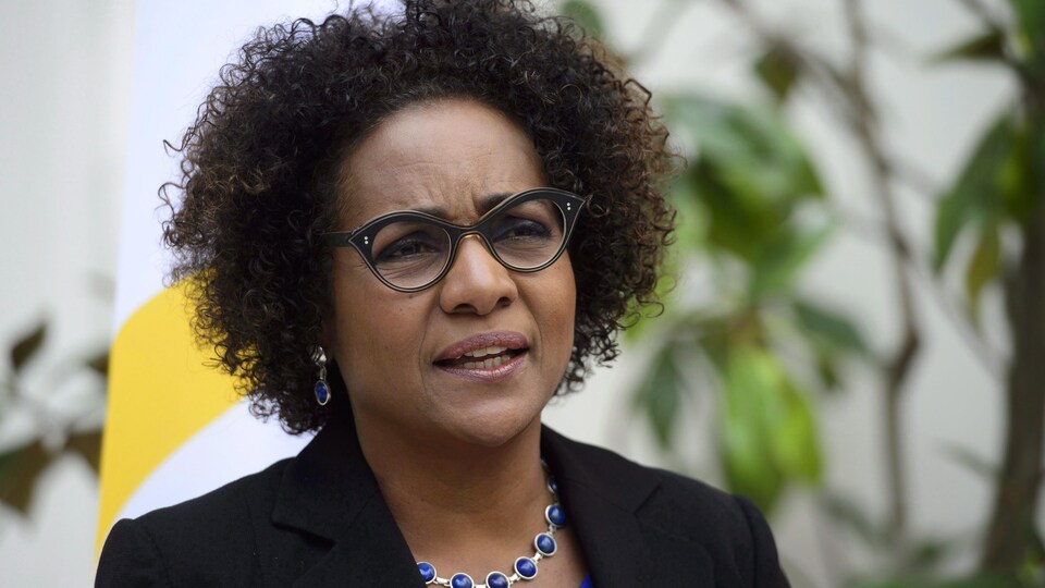 Un photo de Michaelle Jean lors de la visite du premier ministre Justin Trudeau aux bureaux de l'Organisation internationale de la Francophonie.