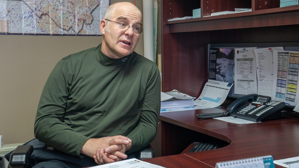 Éric Chagnon dans son bureau.