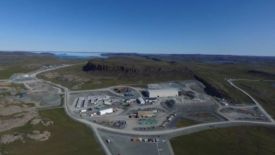 Une vue aérienne de la mine d'or Doris North, au Nunavut.