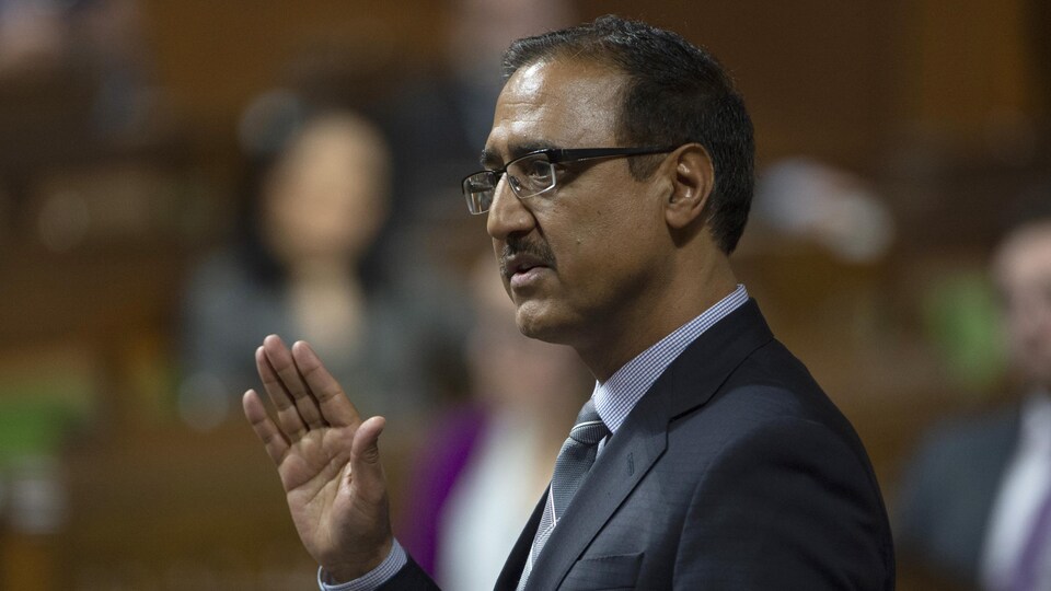 Amarjeet Sohi à la chambre des Communes le 4 février.