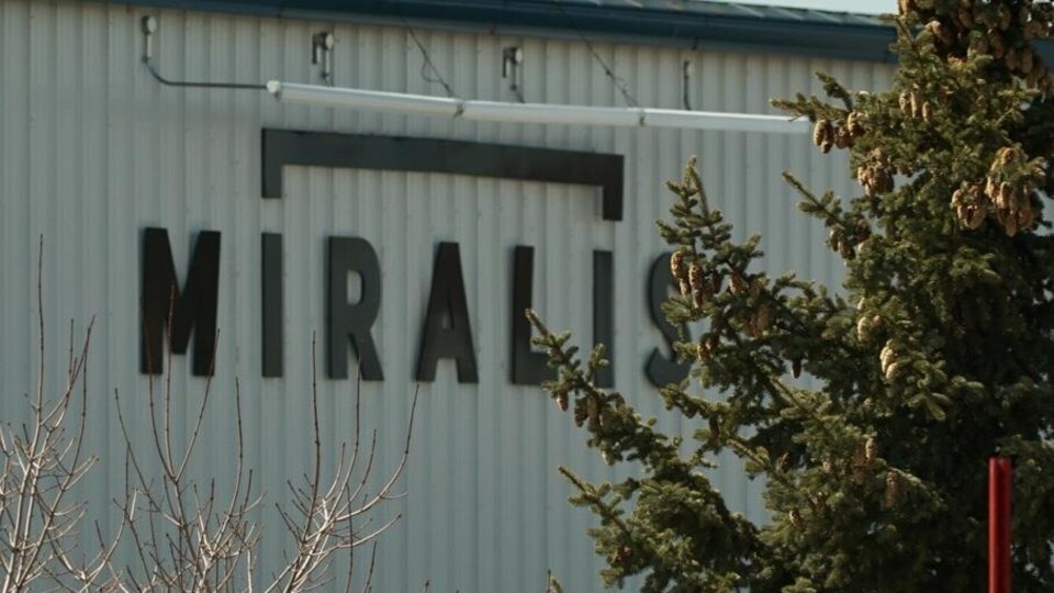 La compagnie Miralis de SaintAnacletdeLessard est frappée de plein