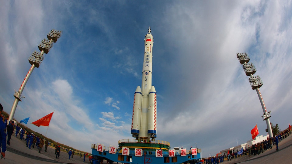 Shenzhou-13 sur son pas de tir.