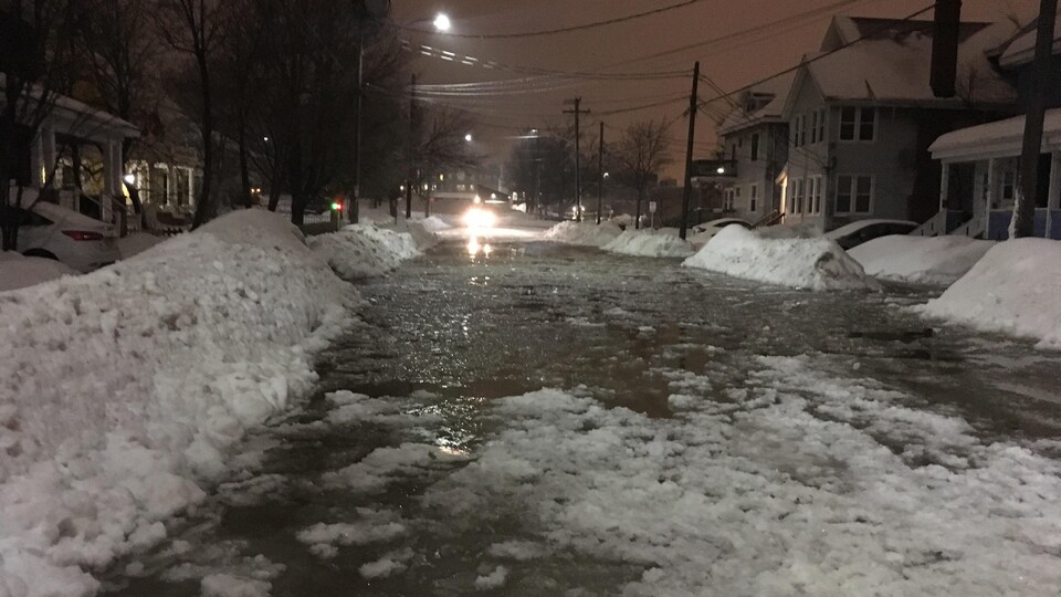 Une rue inondée 