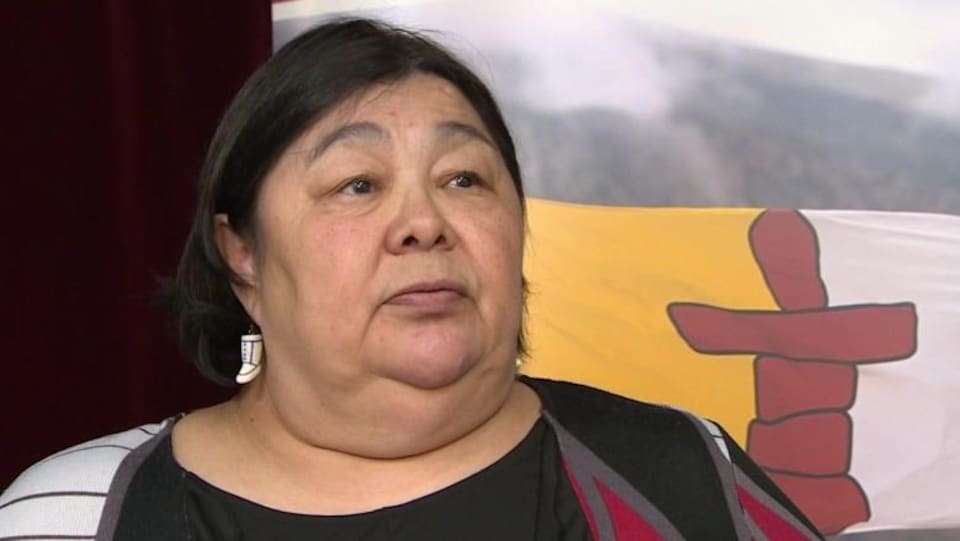 Monica Ell-Kanayuk, ancienne députée au Nunavut, prend la tête du Conseil circumpolaire inuit – Canada (CCI Canada).
