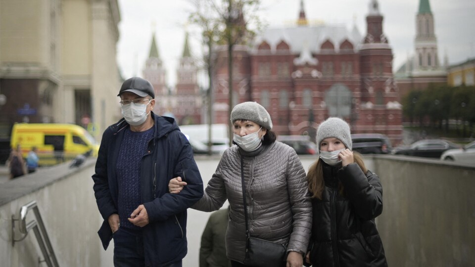 plus de 1000 morts de la covid en 24 heures en russie une premiere coronavirus radio canada ca