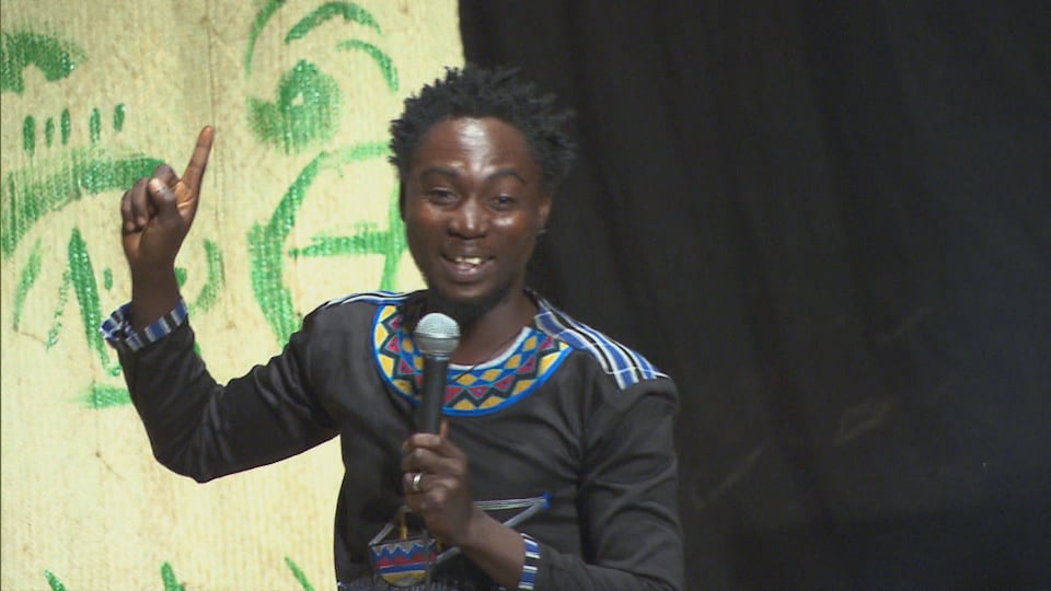 L'humoriste Moussa Petit Sergent.