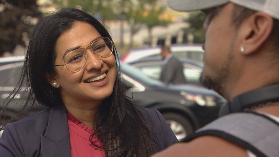 Nikki Kaur, candidate à la mairie de Brampton.