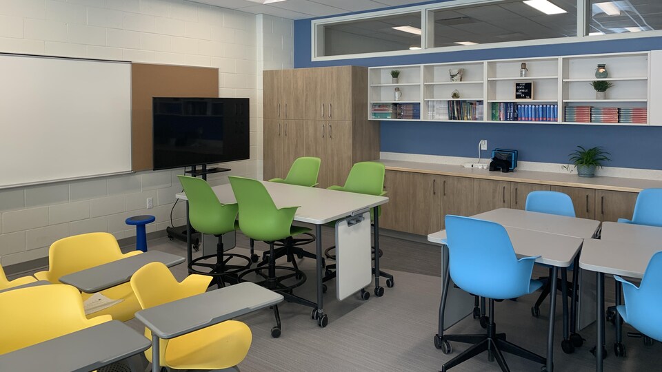 Une salle de classe.