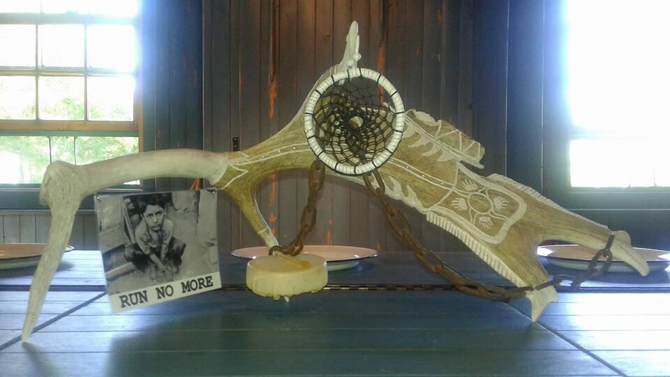 Oeuvre d’art réalisée par l’artiste de la communauté de Témiskaming First Nation, Karl Chevrier.