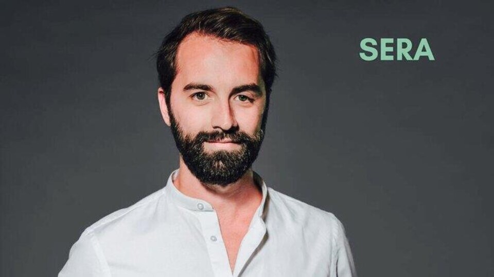 L'ostéopathe et entrepreneur social de Rouyn-Noranda Jean-Félix Perreault offre un modèle d'affaires unique : de l'ostéopathie communautaire.