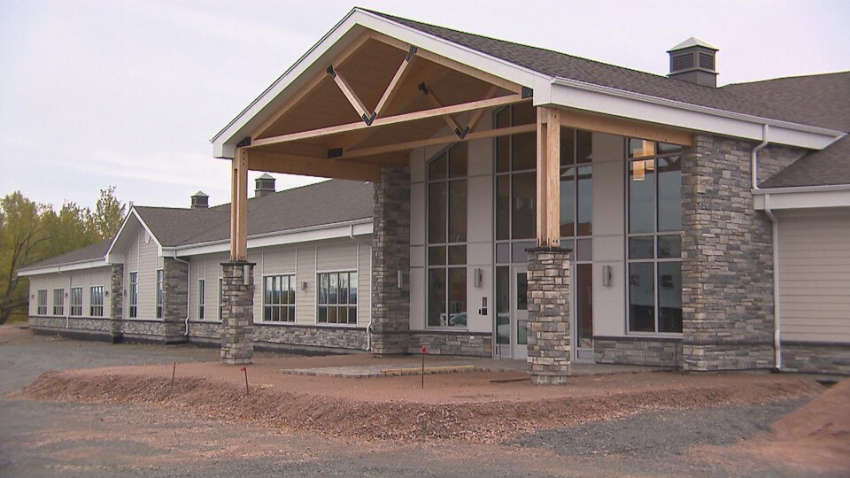 Construction neuve d'un édifice qui comprend 12 chambres