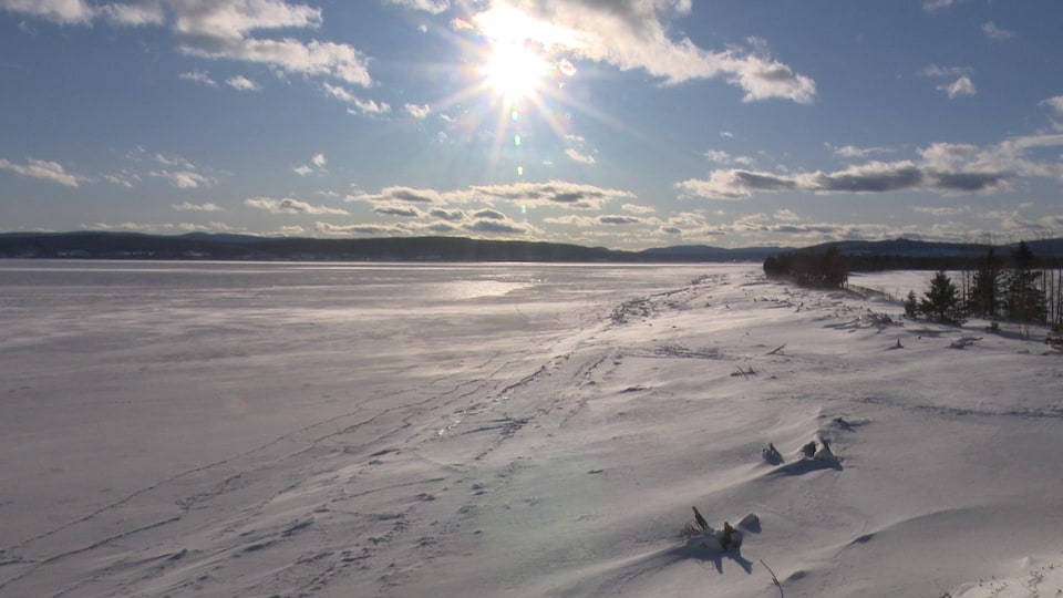 La pointe de Penouille l'hiver dans le Parc national Forillon.