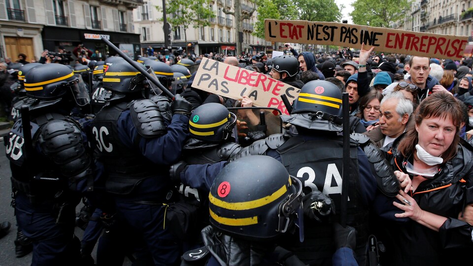 La manifestation a donné lieu à quelques heurts avec des policiers.