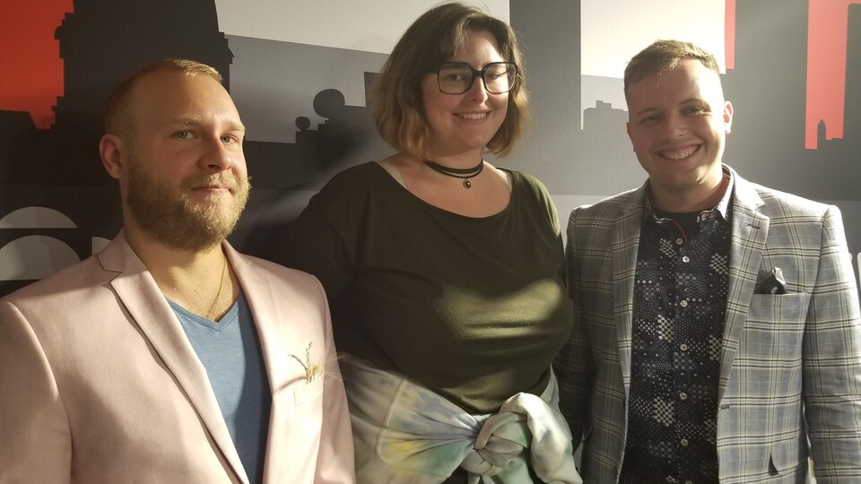 Thomas Chevalier, éemi et Philippe Gabriel en studio à Regina