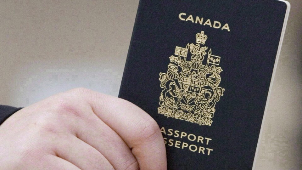 Un passeport canadien