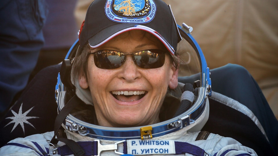 L'astronaute Peggy Whitson, peu de temps après son retour sur Terre.