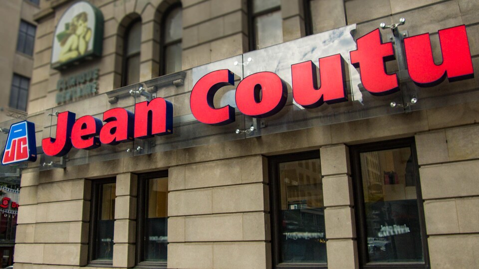 Possible expansion des pharmacies Jean Coutu en Ontario
