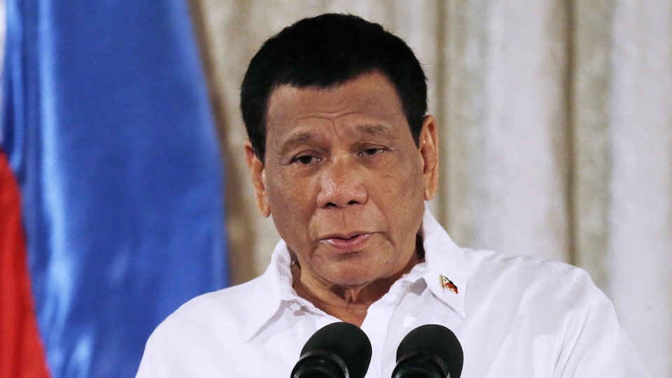 Le président philippin Rodrigo Duterte lors d'une allocution