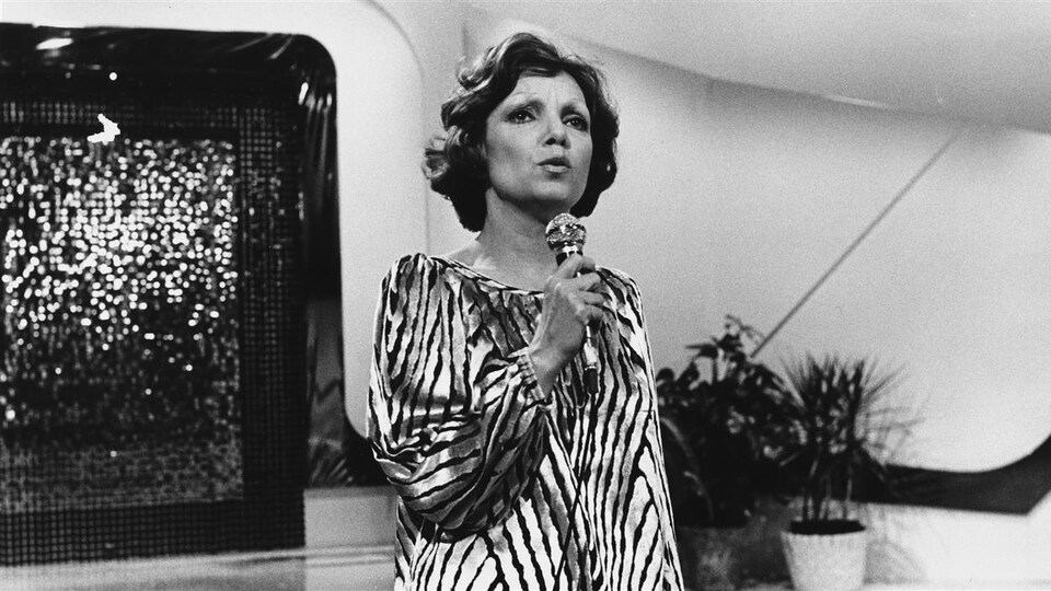 « Monique, Mesdames et messieurs », émission mettant en vedette Monique Leyrac en 1977.