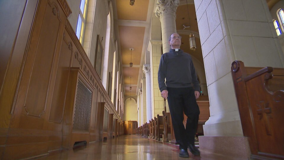 Églises et déconfinement au Québec: «On est à veille de perdre patience» (Mgr Marc Pelchat) Pierre-gingras-cure