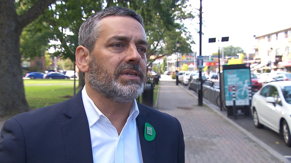 « Mme May est très enthousiaste à recevoir des souverainistes », dit