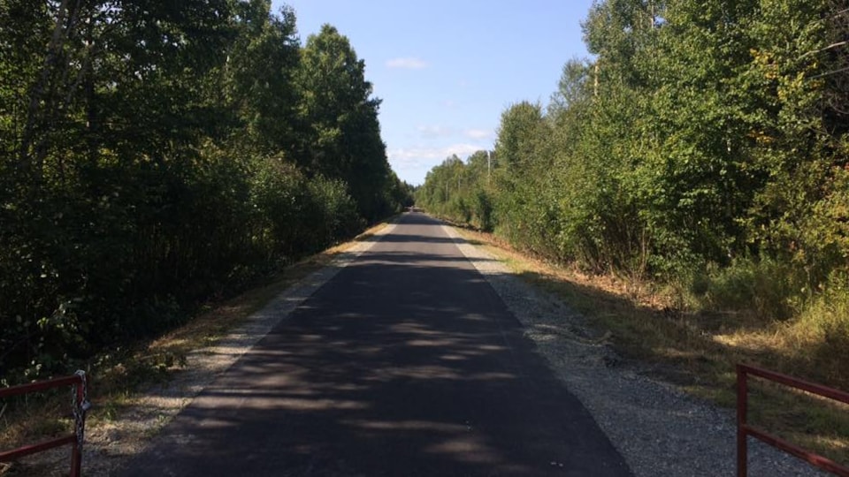 La piste cyclable qui relie Amos à Trécesson a été officiellement inaugurée