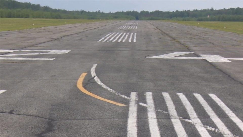 Une piste d'atterrissage