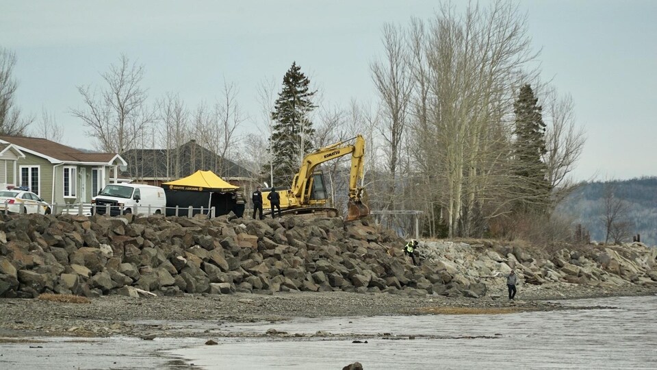 Un corps retrouvé à PointeàlaCroix RadioCanada.ca