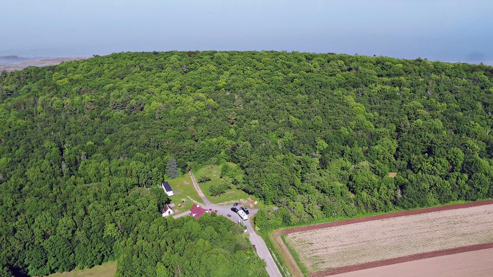 Vue aérienne de la pointe d'Argentenay