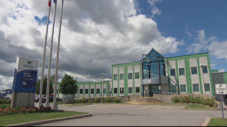 Le bâtiment du quartier général du Service de police de la Ville de Gatineau.