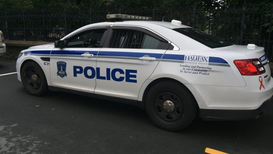 Une voiture de la Police régionale d'Halifax