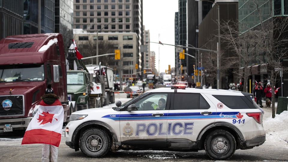 Diane Deans Est Remerciée De La Commission De Services Policiers D ...