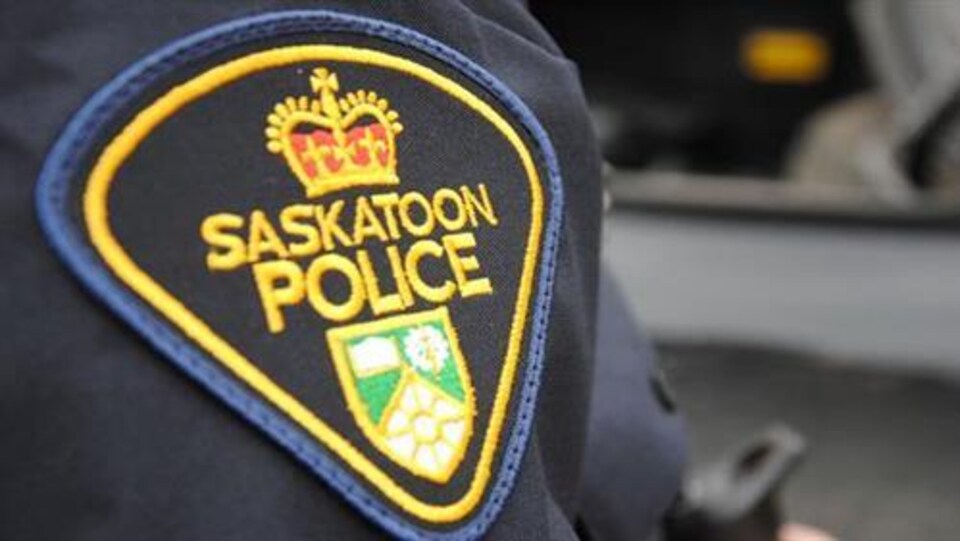 Un écusson de la police de Saskatoon.