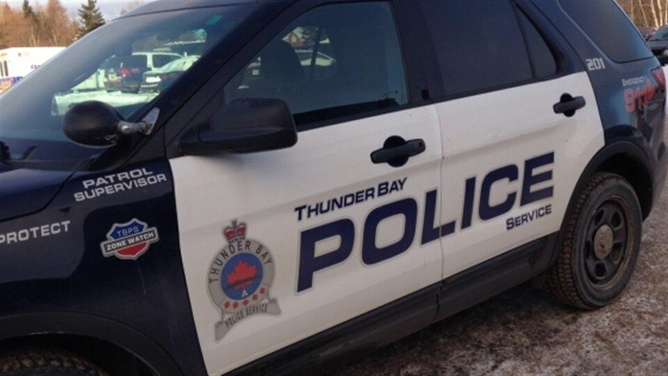 Une voiture de patrouille du Service de police de Thunder Bay.