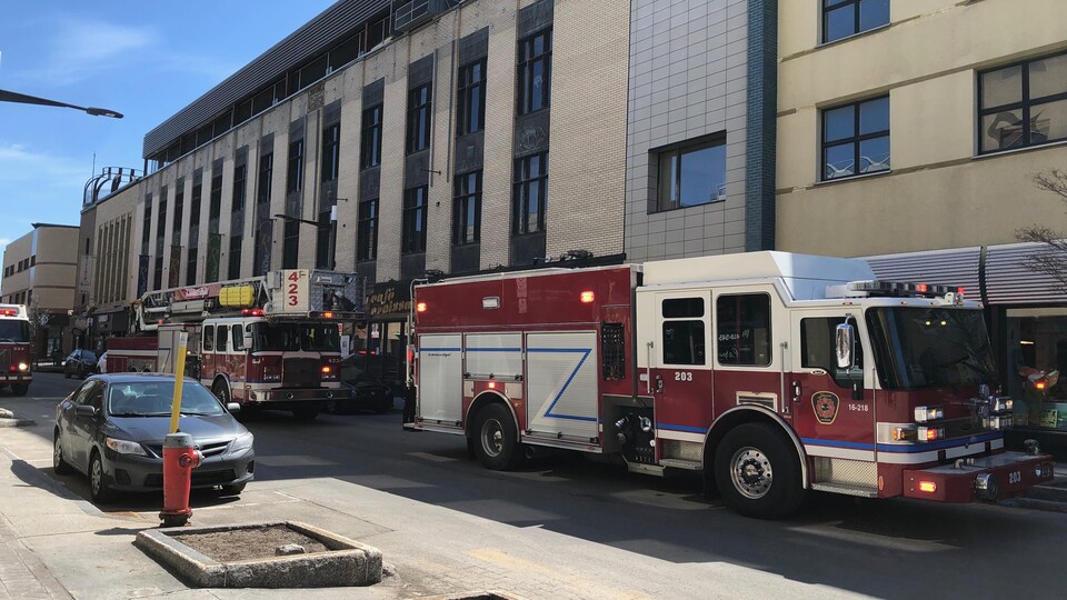 Une odeur de gaz force l'évacuation du CLSC de Chicoutimi RadioCanada.ca