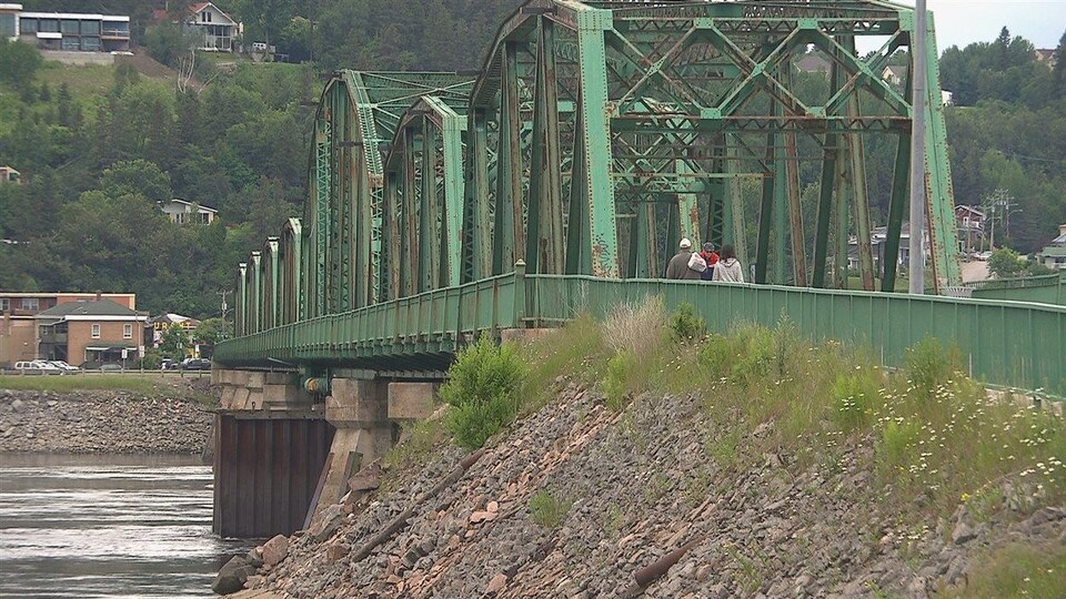 Le pont Sainte-Anne