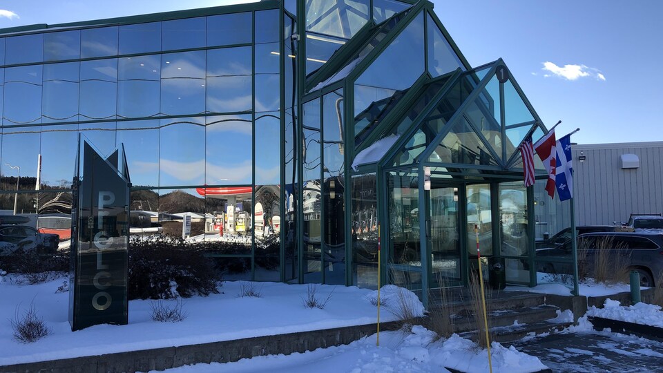 Le siège social de Prelco à Rivière-du-Loup