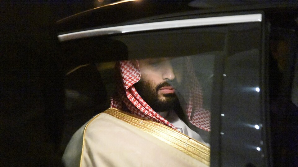 Le prince héritier saoudien Mohammed ben Salmane dans une limousine.