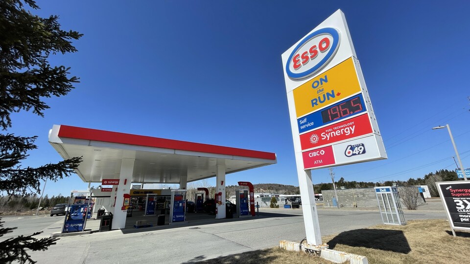 Le Prix De L Essence Bondit De 24 Cents A Sudbury Radio Canada Ca