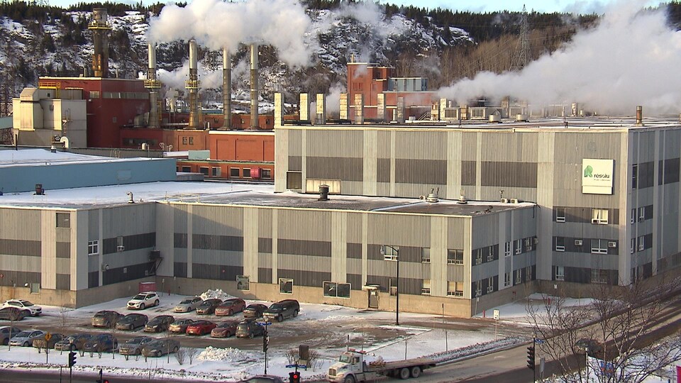 L'usine de papier à Baie-Comeau