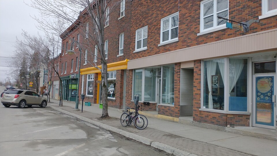 La 7e rue dans le quartier Vieux Noranda.