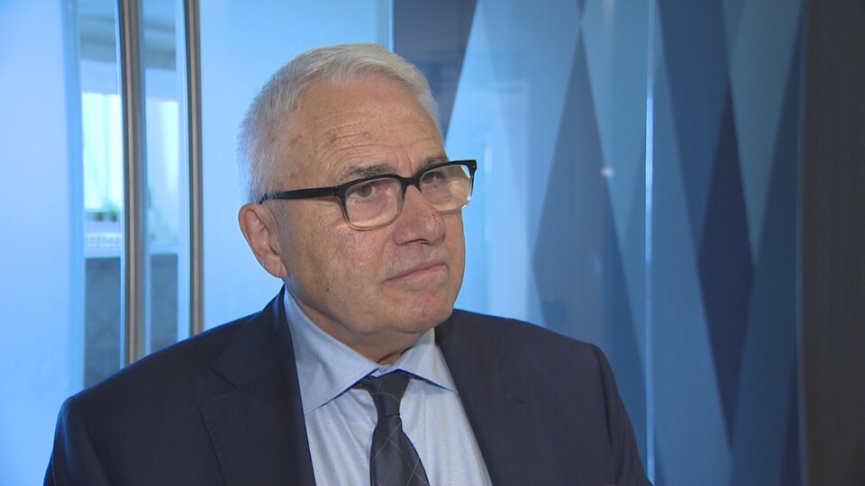 Raymond Théberge est le commissaire aux langues officielles du Canada.