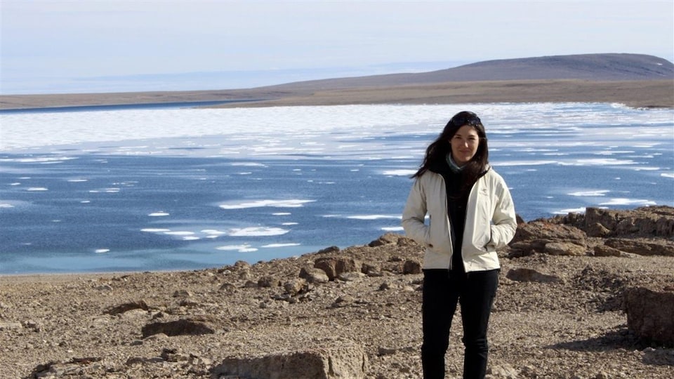 Catherine Girard sur l'île Cornwallis, Nunavut. (2016)