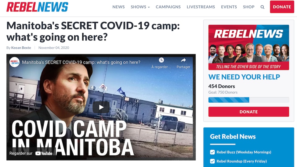 On voit une page de nouvelle du site Rebel News. On y lit, en anglais « Des camps secrets COVID au Manitoba : Que s'y passe-t-il? » avec, en arrière-plan le visage de Justin Trudeau.